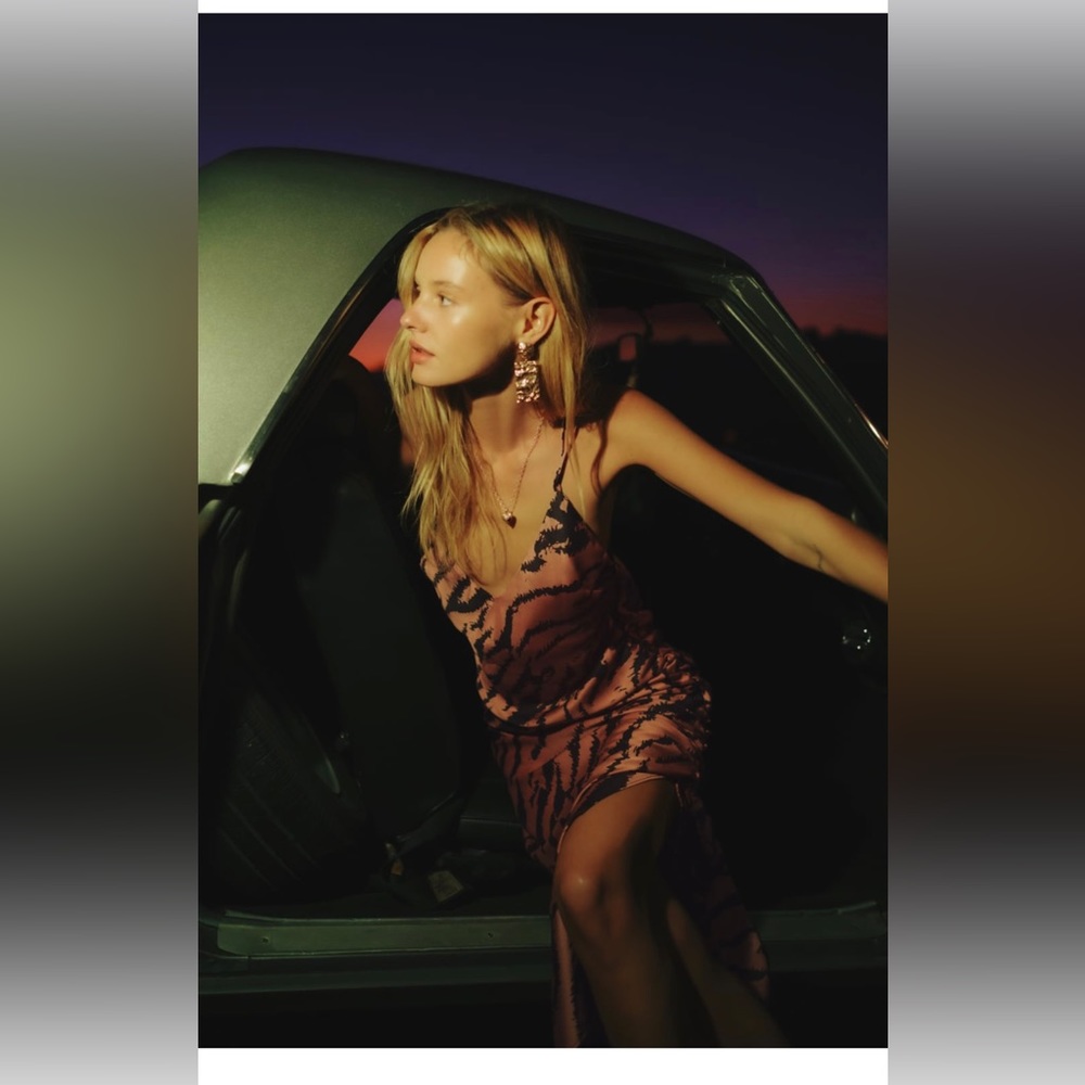 Zara Satin effect midi dress tiger XS